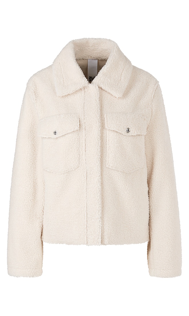 Жакет с карманами