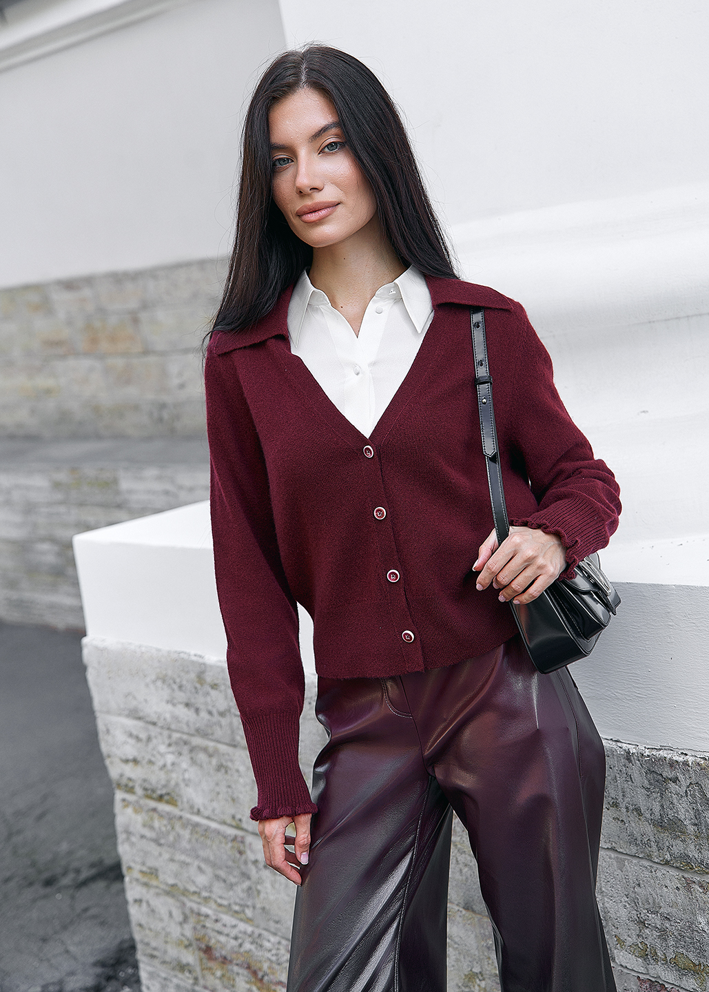 Сдержанная дерзость - классика, разбавленная дерзкими брюками