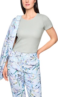 Приталенная футболка