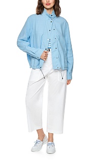 Куртка с воротником-стойкой