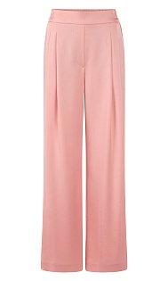 Брюки с защипами