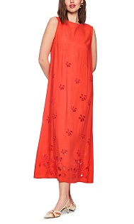 Платье с вышивкой