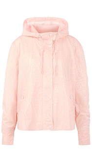 Легкая куртка с капюшоном