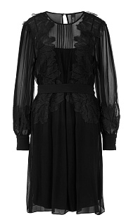 Платье с кружевом