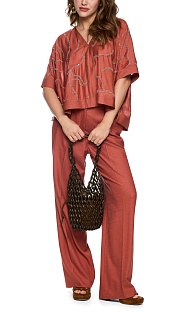 Блуза с бисером