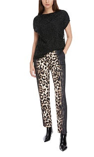 Блуза с вышивкой