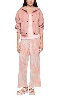 Джинсовая куртка с капюшоном