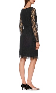 Платье из кружева