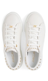 Кроссовки из кожи с заклепками