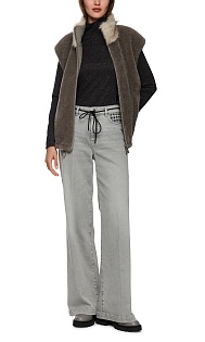 Широкие джинсы