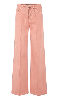 Широкие джинсы