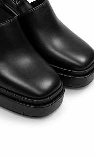 Туфли из кожи