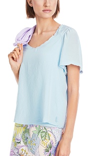 Футболка с отделкой