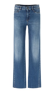 Широкие джинсы