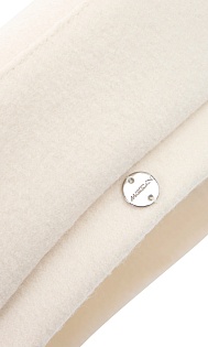 Берет из шерсти