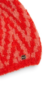 Шапка из шерсти