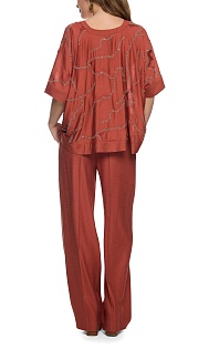 Блуза с бисером