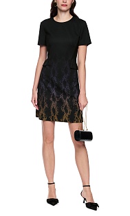 Платье со змеиным принтом