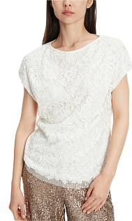 Блуза с вышивкой